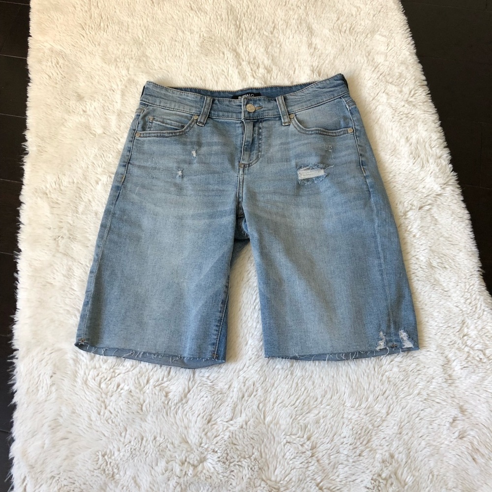 Curvy Fit Shorts Long Size